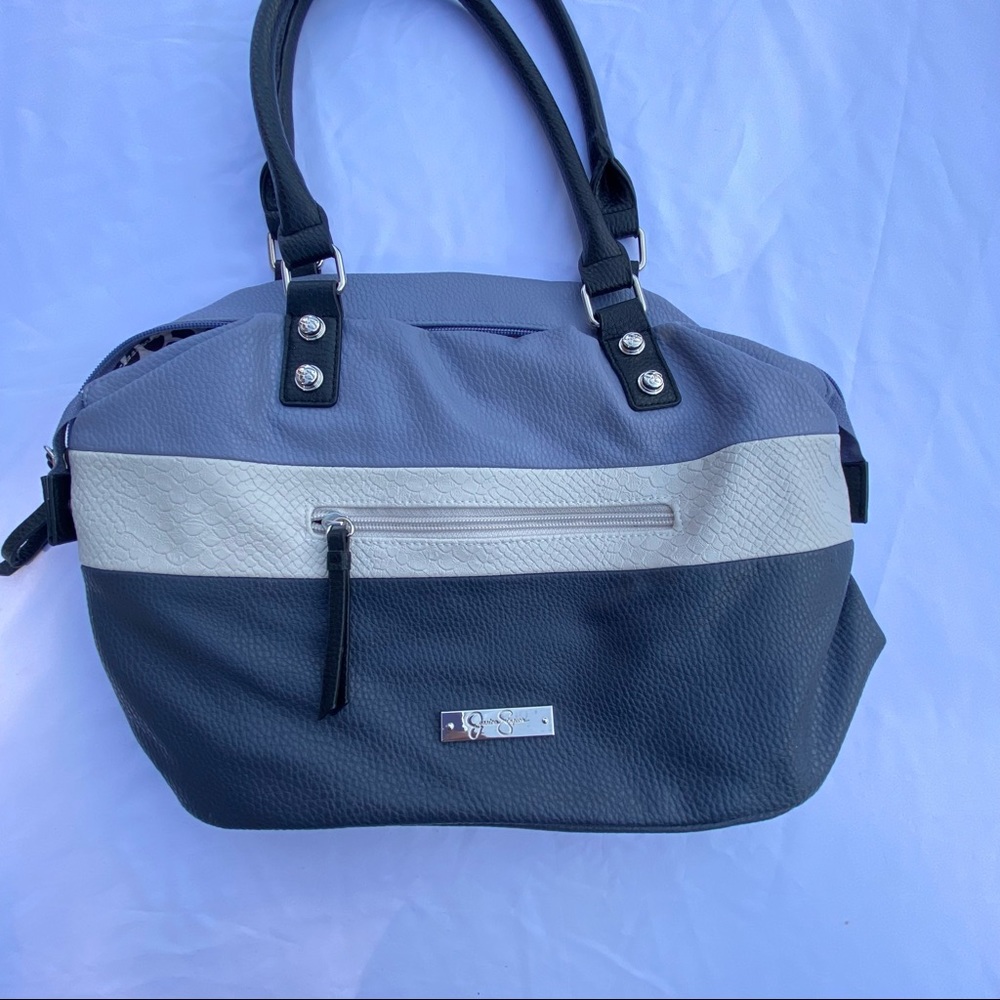 Jessica Simpson Handbag - Picture 6 of 10